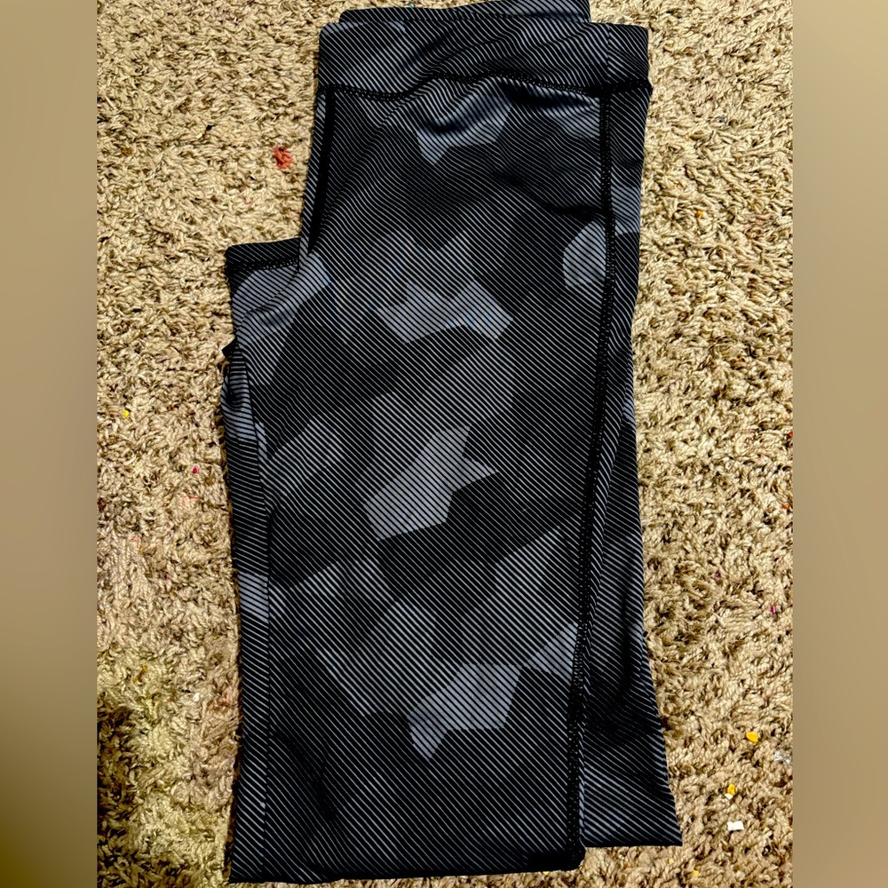 Old Navy Active wear leggings